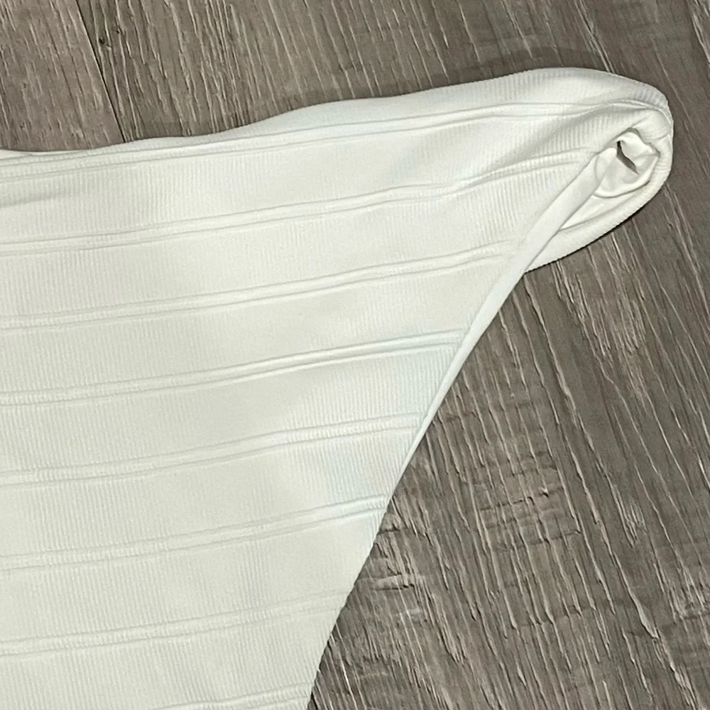 L Space White Bikini - Picture 5 of 5